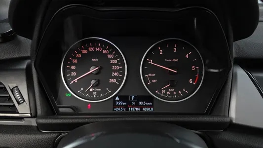 BMW 2 Series Tourer (F45) 2018 8