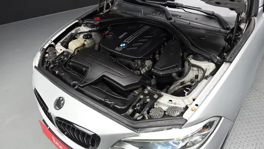 BMW 2 Series (F22) 220d M 2014 6