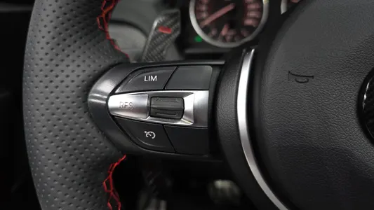 BMW 2 Series (F22) 220d M 2014 32