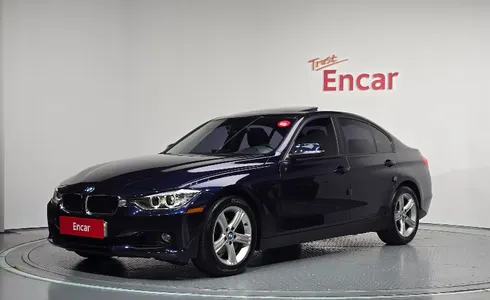BMW 3 Series (F30) 320i 2013