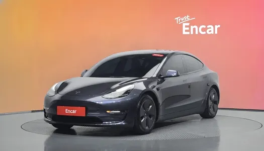 Tesla 3 AWD 2022