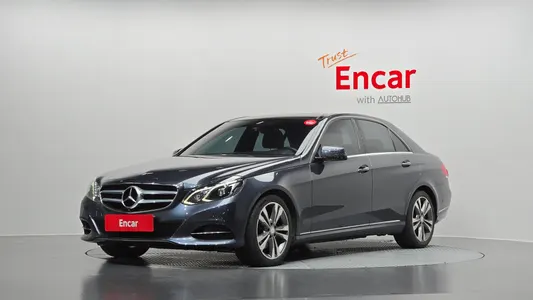 Mercedes-Benz E-Class W212 E300 4MATIC 2015