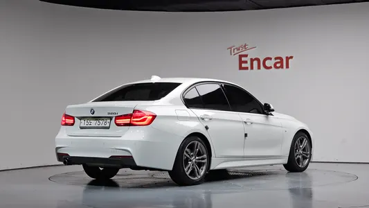 BMW 3 Series (F30) 320i M 2017
