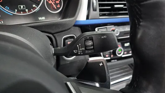 BMW 3 Series (F30) 320i M 2017 15