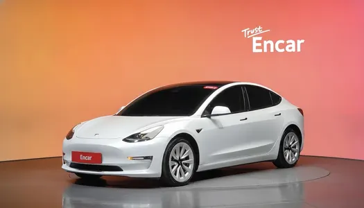 Tesla 3 AWD 2022