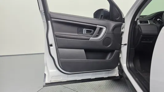 Land Rover 디스커버리 스포츠 2.0 TD4 SE (150) 2018 24