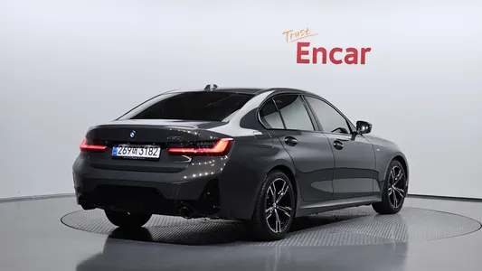 BMW 3 Series (G20) 320i M 2025