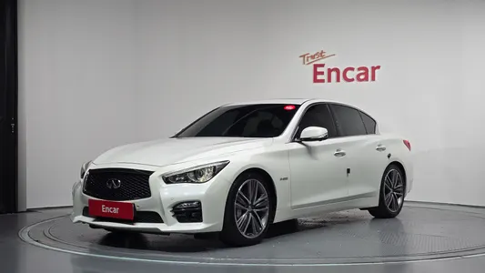 Infiniti Q50 3.5 2015