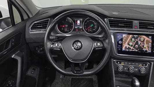 Volkswagen 2 2.0 TDI 2019 15