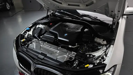 BMW 3 Series (G20) 320i 2023 5
