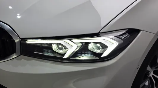 BMW 3 Series (G20) 320i 2023 22