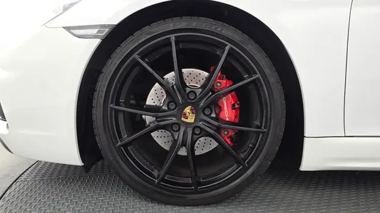 Porsche 718 2.5 GTS 2018 5