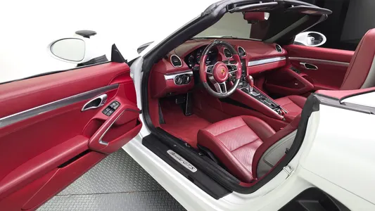 Porsche 718 2.5 GTS 2018 10