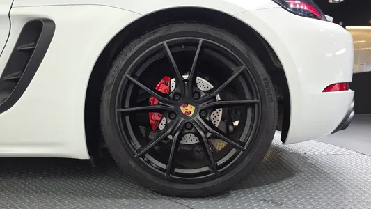 Porsche 718 2.5 GTS 2018 21