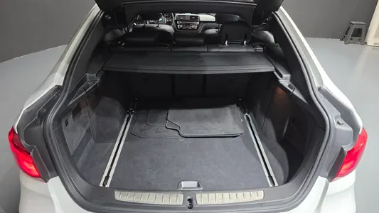 BMW 3 Series GT (F34) GT 320d M 2020 35