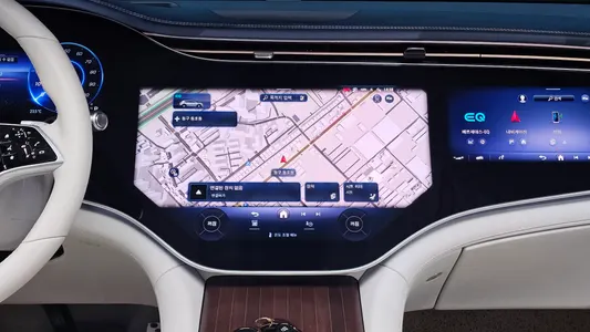 Mercedes-Benz EQS SUV X296 EQS580 4MATIC 2023 14
