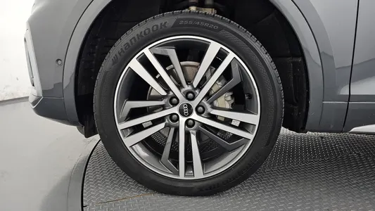Audi Q5 (FY) 40 TDI 2021 5