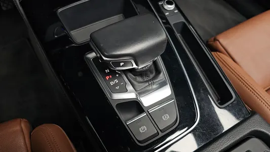 Audi Q5 (FY) 40 TDI 2021 9