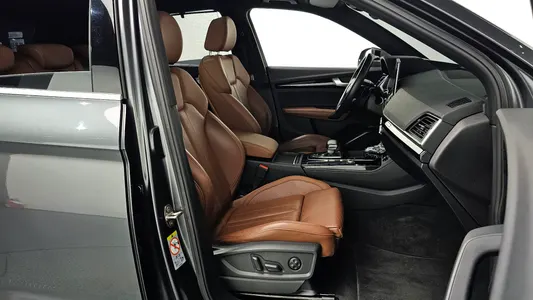 Audi Q5 (FY) 40 TDI 2021 11
