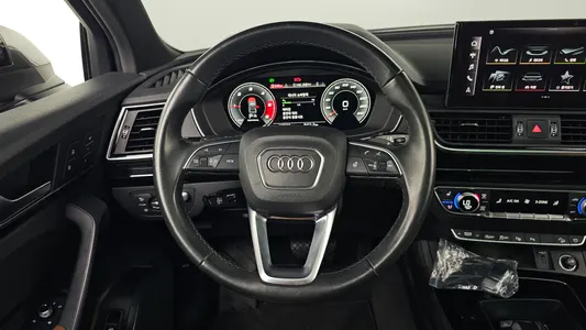 Audi Q5 (FY) 40 TDI 2021 13