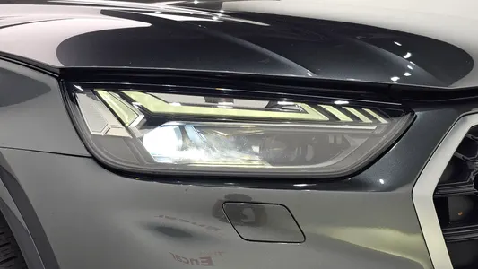 Audi Q5 (FY) 40 TDI 2021 22