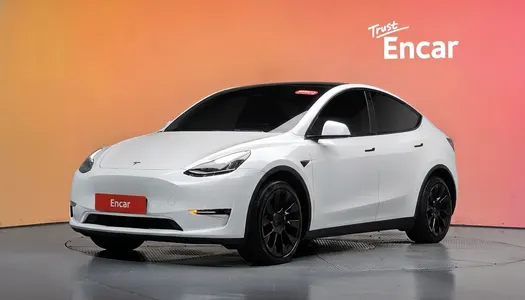 Tesla Y AWD 2021