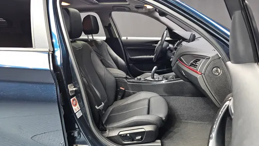 BMW 1 Series (F20) 118d 5 2015 11