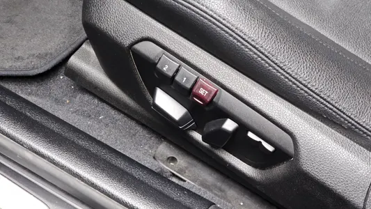 BMW 1 Series (F20) 118d 5 2015 19