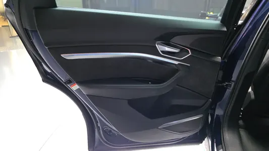 Audi e- 55 2020 25