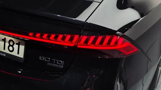 Audi A7 (4K) 50 TDI 2020 23