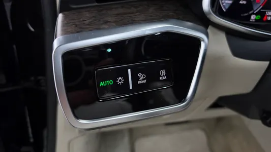 Audi A7 (4K) 50 TDI 2020 31