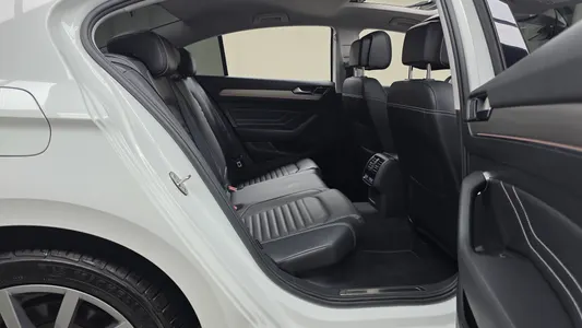 Volkswagen GT(B8) 2.0 TDI 2021 11