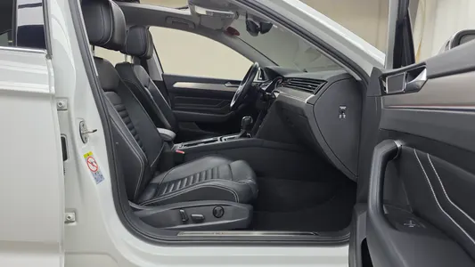 Volkswagen GT(B8) 2.0 TDI 2021 26