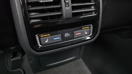 Volkswagen GT(B8) 2.0 TDI 2021 30