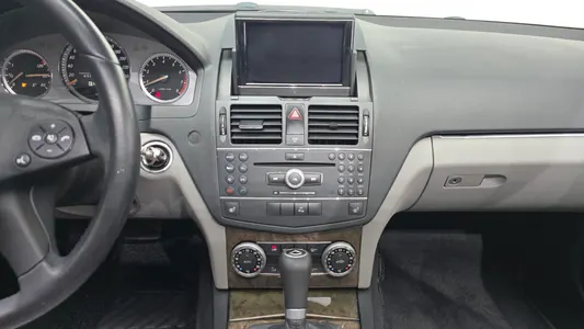 Mercedes-Benz C-Class W204 C230 2007 12