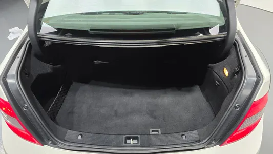 Mercedes-Benz C-Class W204 C230 2007 19