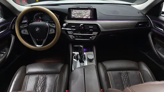 BMW 5 Series (G30) 530i 2020 6