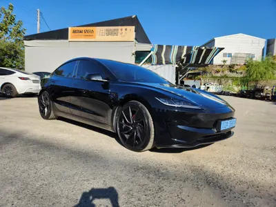 Tesla 3 AWD 2026