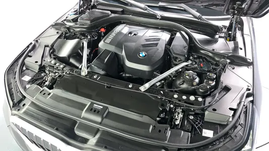 BMW 5 Series (G60) 520i M 2023 5