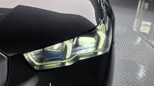 BMW 5 Series (G60) 520i M 2023 22