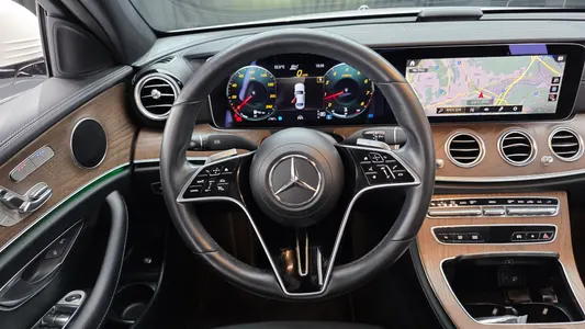 Mercedes-Benz E-Class W213 E250 2022 12