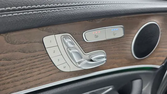 Mercedes-Benz E-Class W213 E250 2022 18