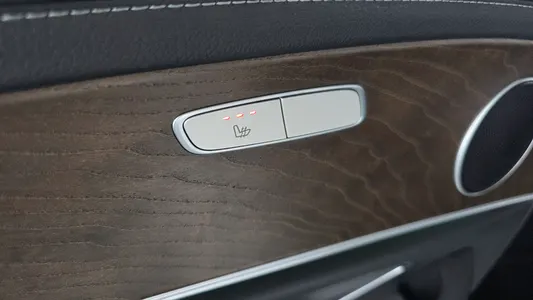 Mercedes-Benz E-Class W213 E250 2022 33