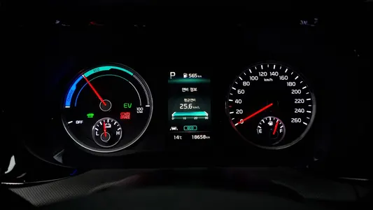 Kia K5 3 2023 8