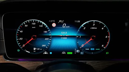 Mercedes-Benz E-Class W213 E220d 4MATIC 2023 8