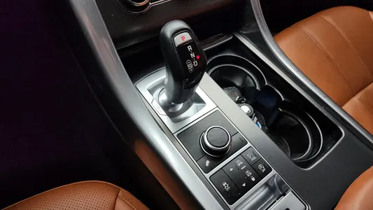 Land Rover 2 3.0 SC HSE 2015 9