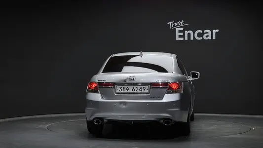 Honda 어코드 3.5 2011 4