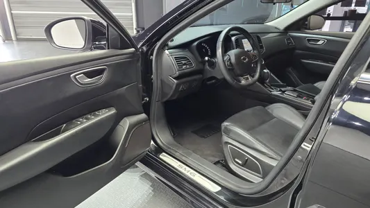 Renault Korea SM6 2.0 GDe SE 2016 11
