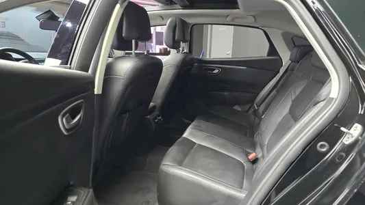 Renault Korea SM6 2.0 GDe SE 2016 13