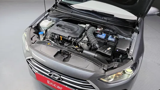 Hyundai AD 1.6 e-VGT 2016 6